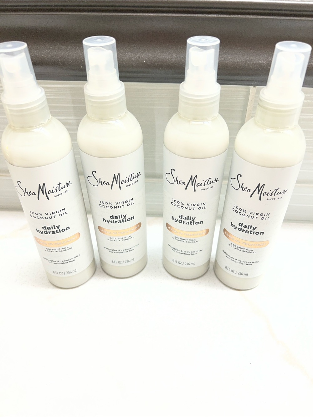 Shea Moisture Daily Hydration Leave-In Treatment Spray. never used. Bundle of 4